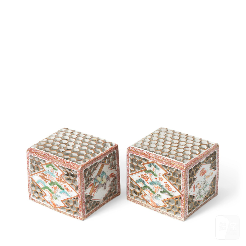 江戶時代 十八世紀 有田燒蟋蟀籠一對 | A PAIR OF ARITA CRICKET CAGES